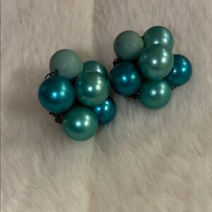 Chic Teal Cluster Earrings